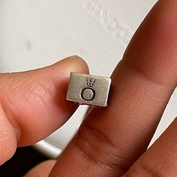 RETIRED AUTHENTIC PANDORA Bow Bag charm EUC - Picture 7 of 7